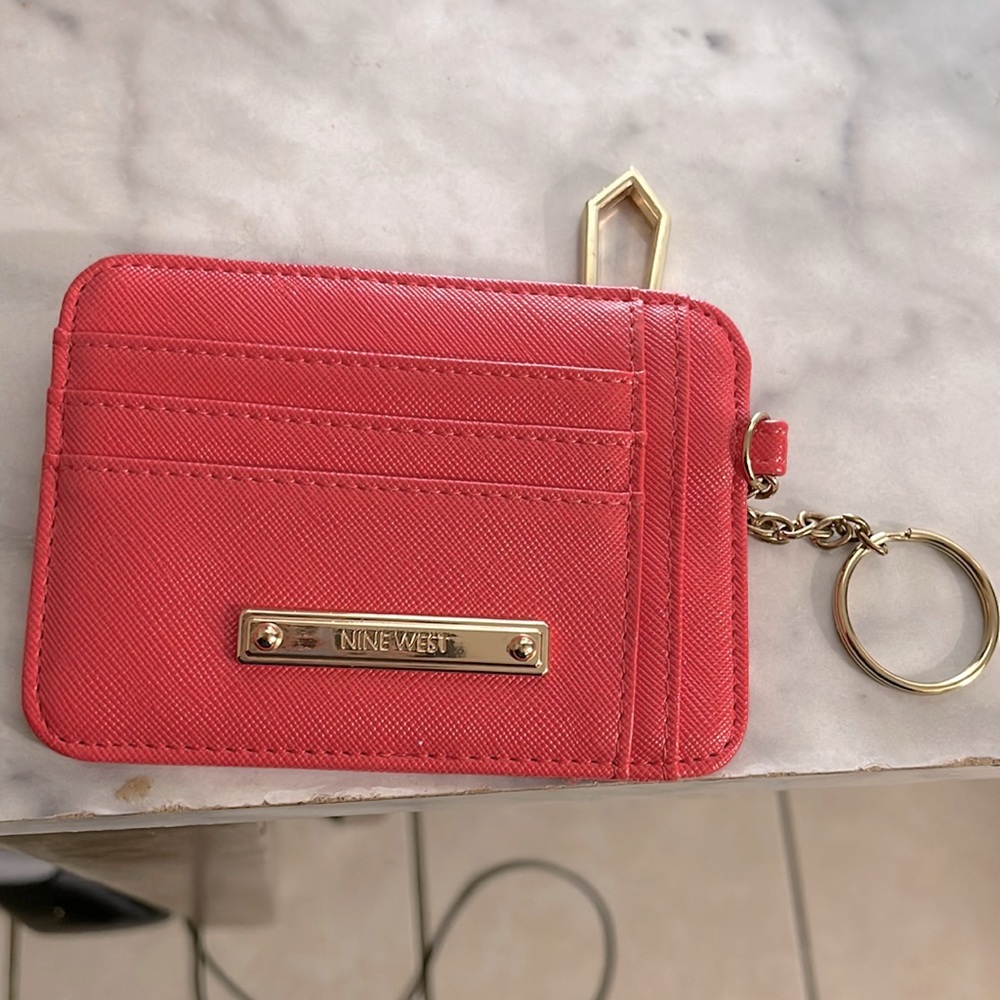 Nine West wallet/keychain